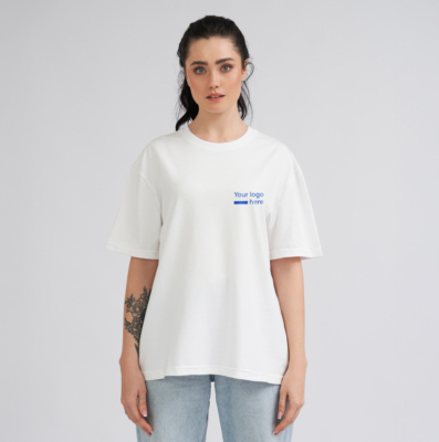 T-Shirt mit lockerer Passform MerchUp
