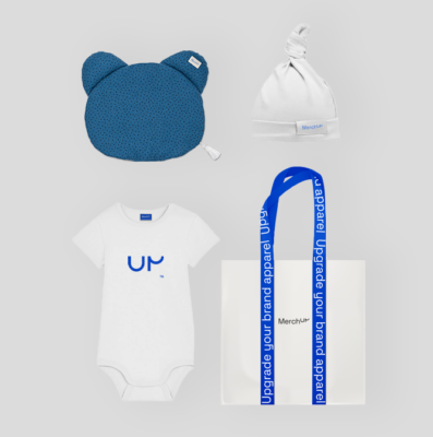 Babybox mit Kissen