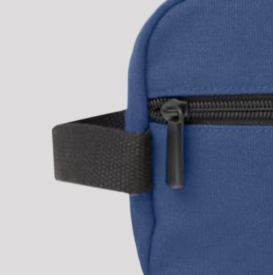 Cosmetic bag with additional pocket