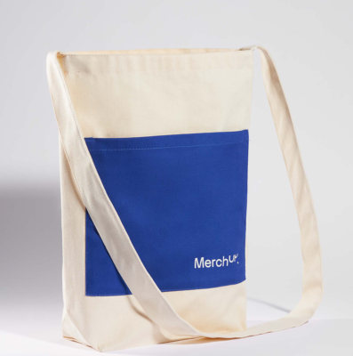 Cotton bag with pocket