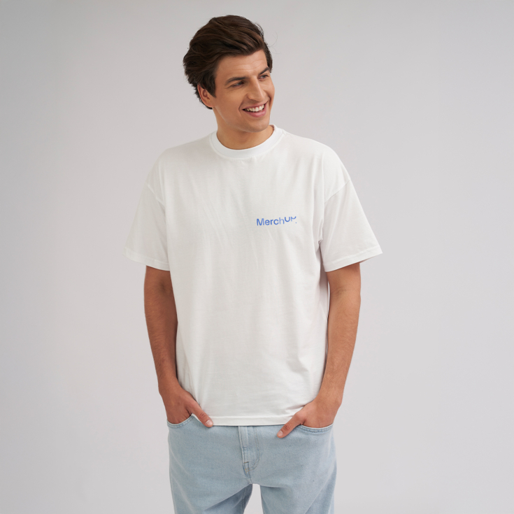 T-Shirt mit dem Logo der Marke aus leichtem Stoff