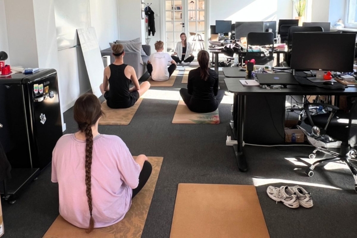Team-Yoga - Sportliche Integration der Mitarbeiter