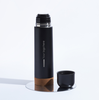 Thermos with cork base