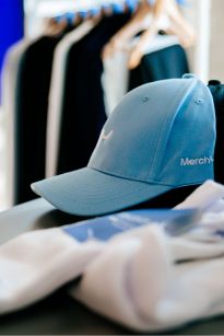 Nowy branding marki, merch firmowy